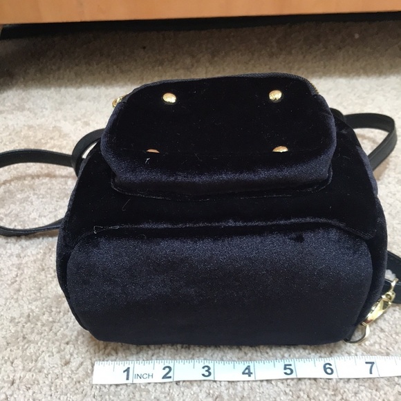 STEVE MADDEN small luxury velvet backpack